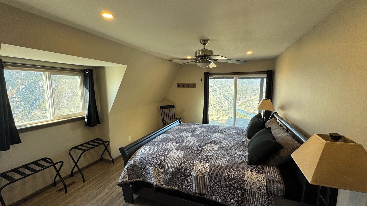 Photo of Bedroom in Vancouver Coast