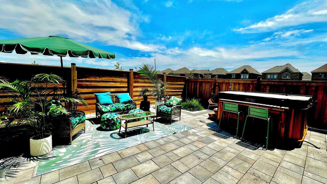 Photo of Patio Balcony in Whitby