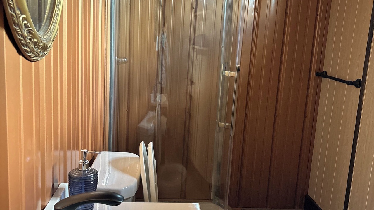 Photo of Bathroom in Mountain View