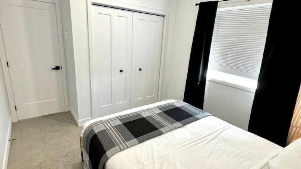 Photo of Bedroom in Saint-Anicet