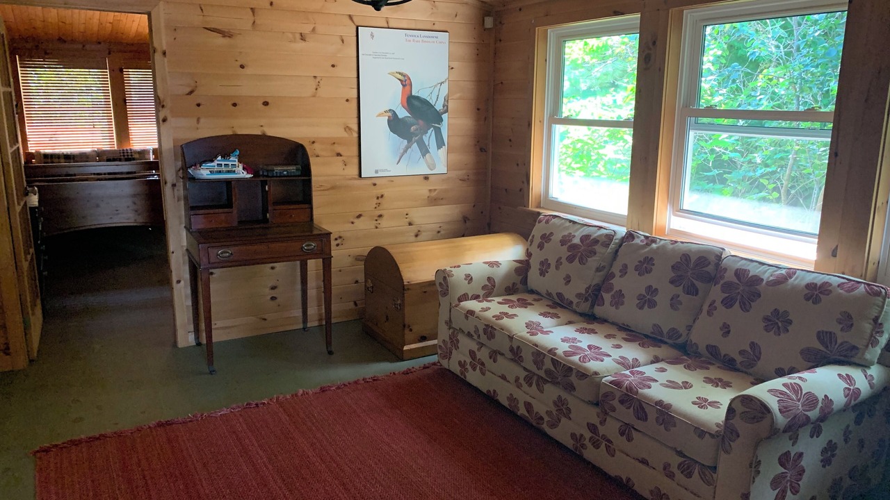 Photo of Livingroom in Rideau Lakes