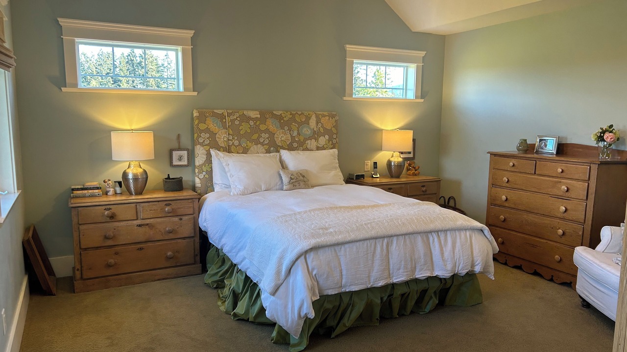 Photo of Bedroom in Duncan