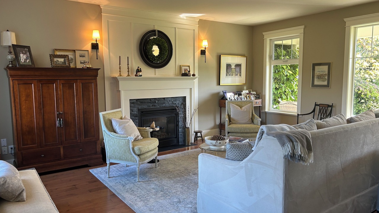 Photo of Livingroom in Duncan