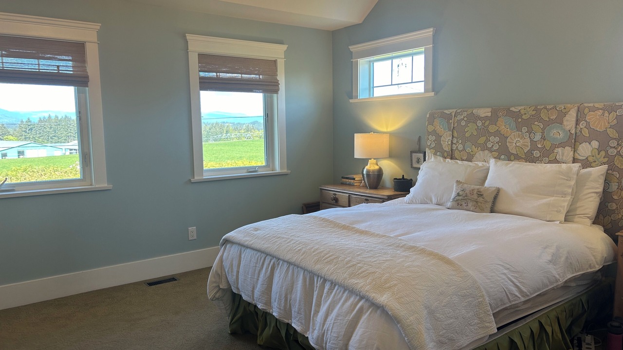 Photo of Bedroom in Duncan