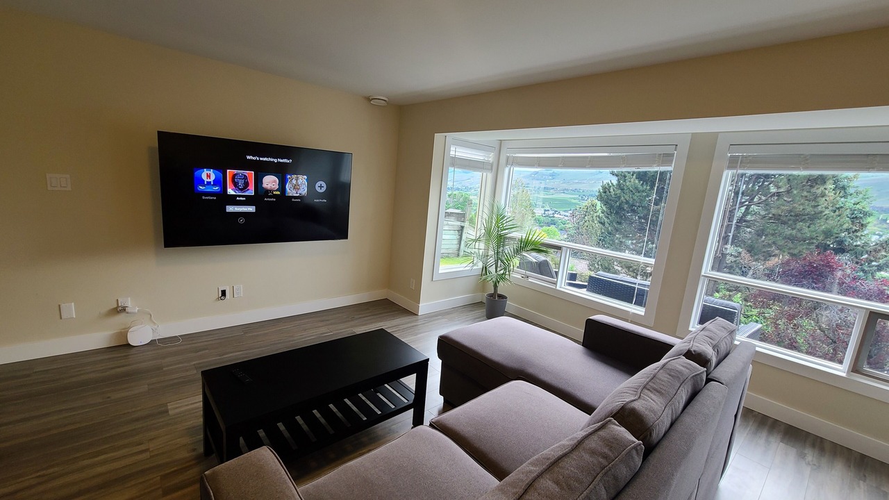 Photo of Livingroom in Vernon