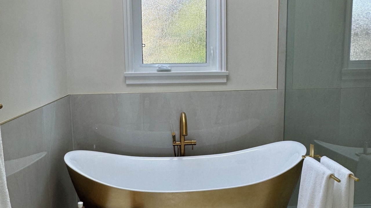 Photo of Bathroom in Davis Bay