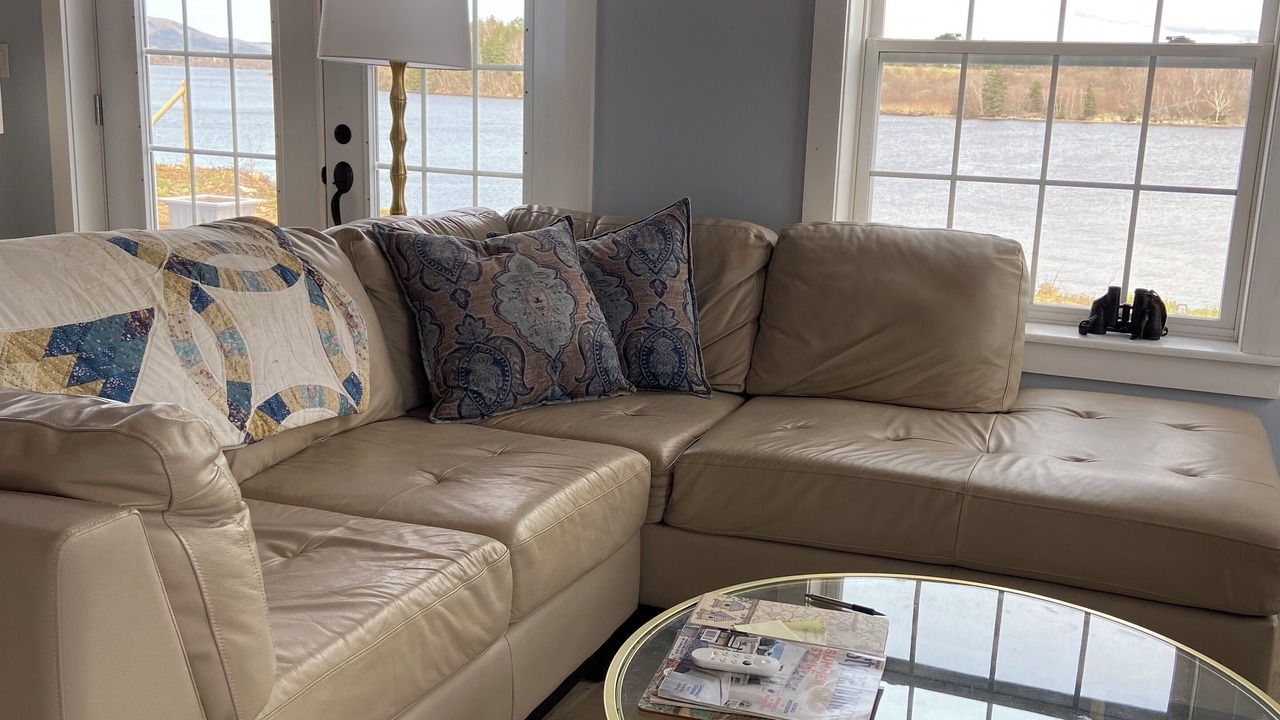 Photo of Livingroom in Granville Centre