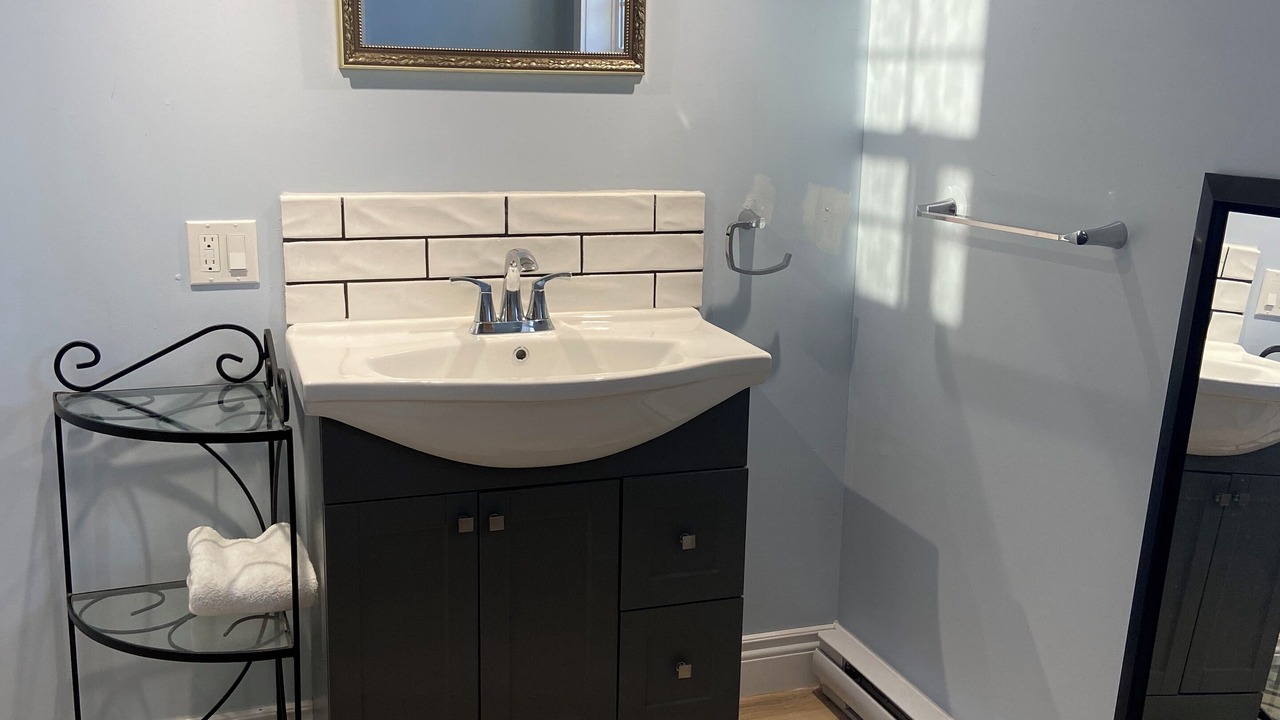 Photo of Bathroom in Granville Centre