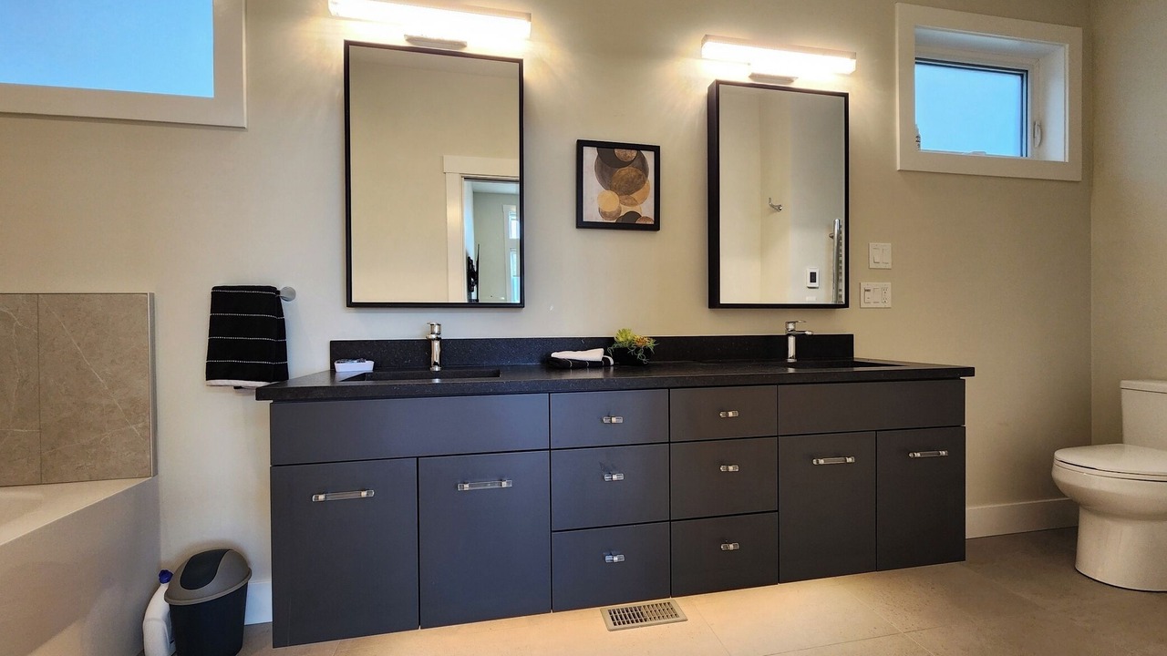 Photo of Bathroom in Regional District of Nanaimo