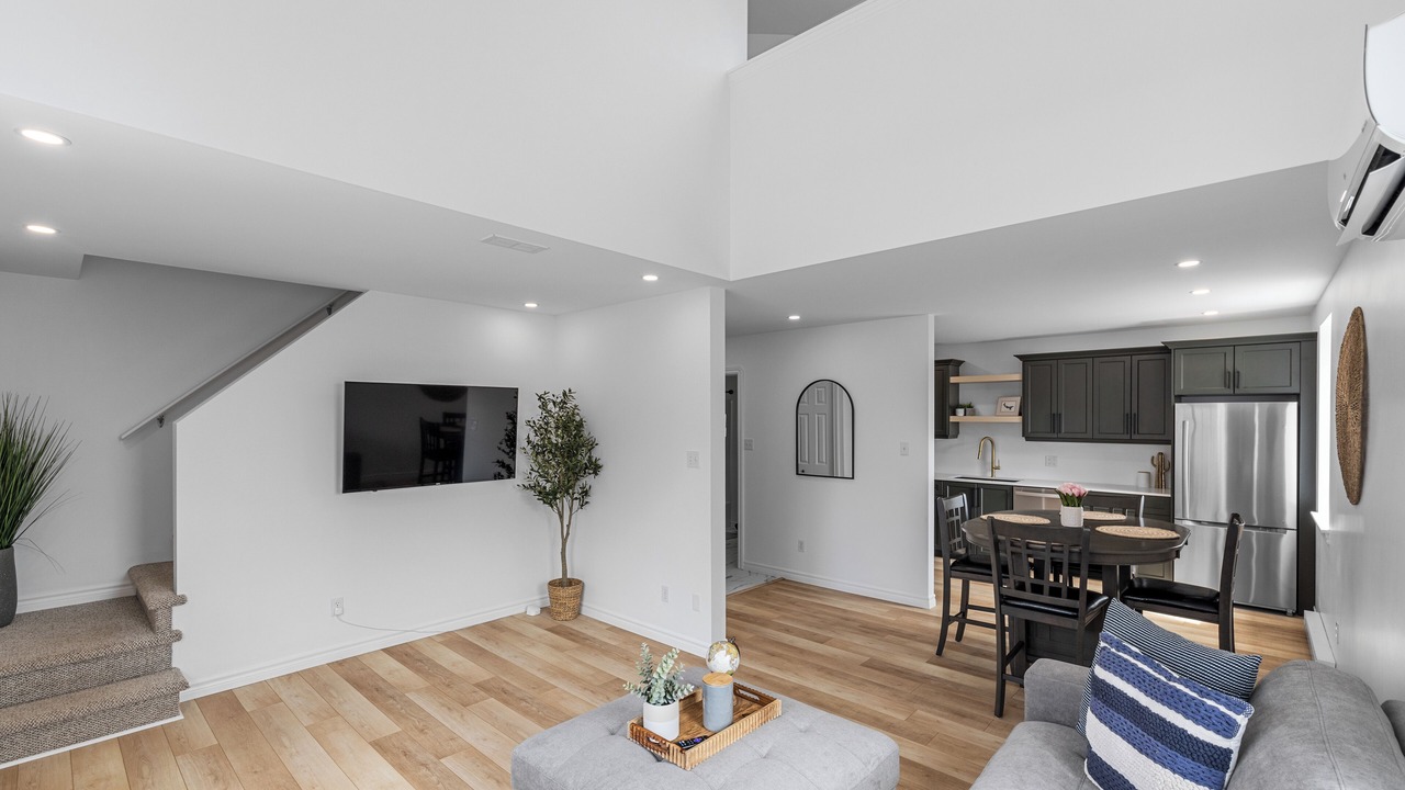 Photo of Livingroom in Summerside