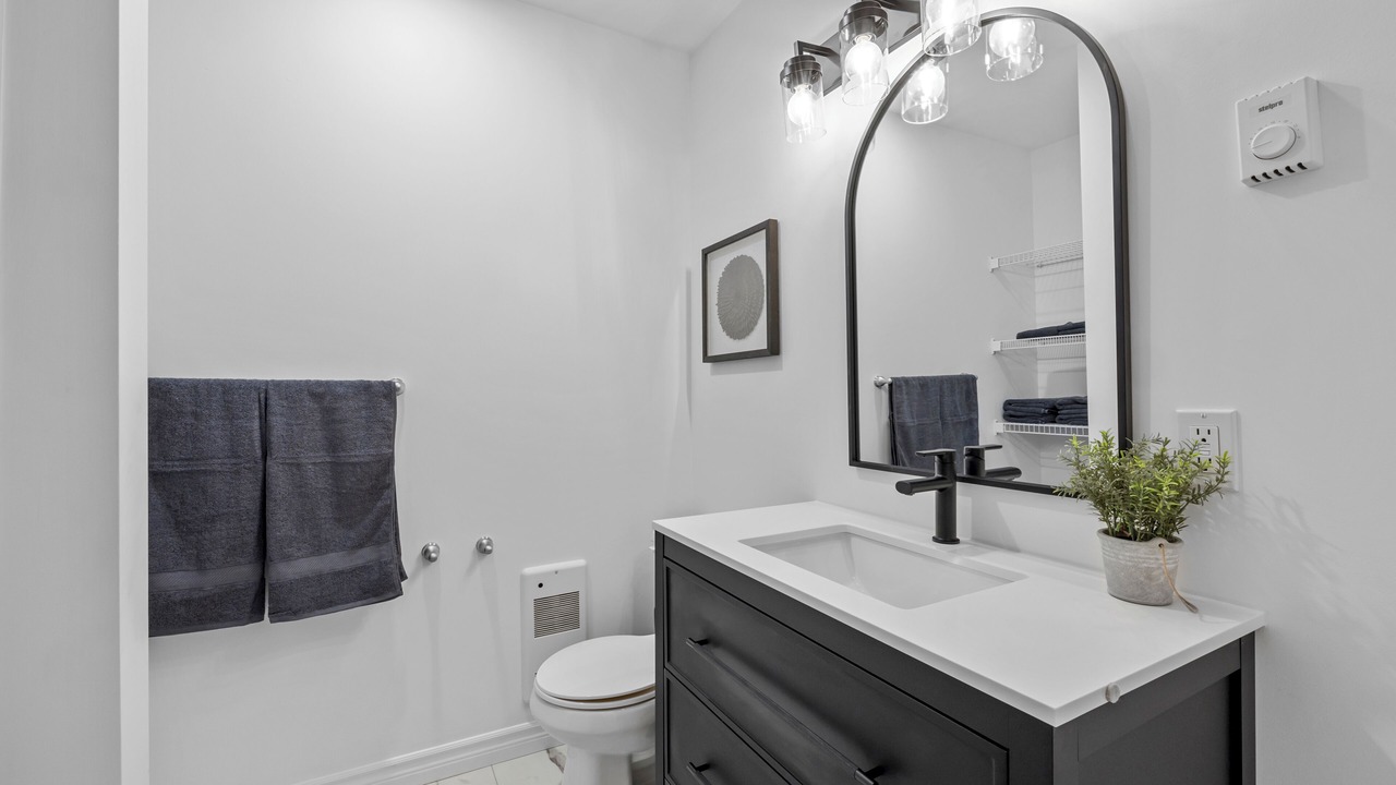 Photo of Bathroom in Summerside