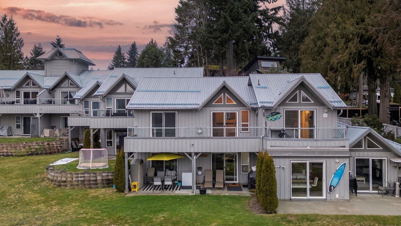 Photo of Others in Shawnigan Lake