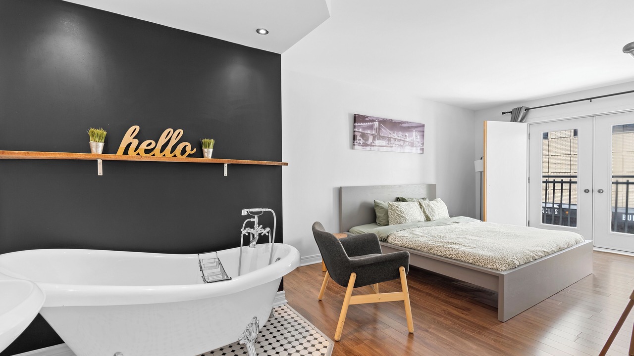 Photo of Bedroom in Saint-Jean-Baptiste