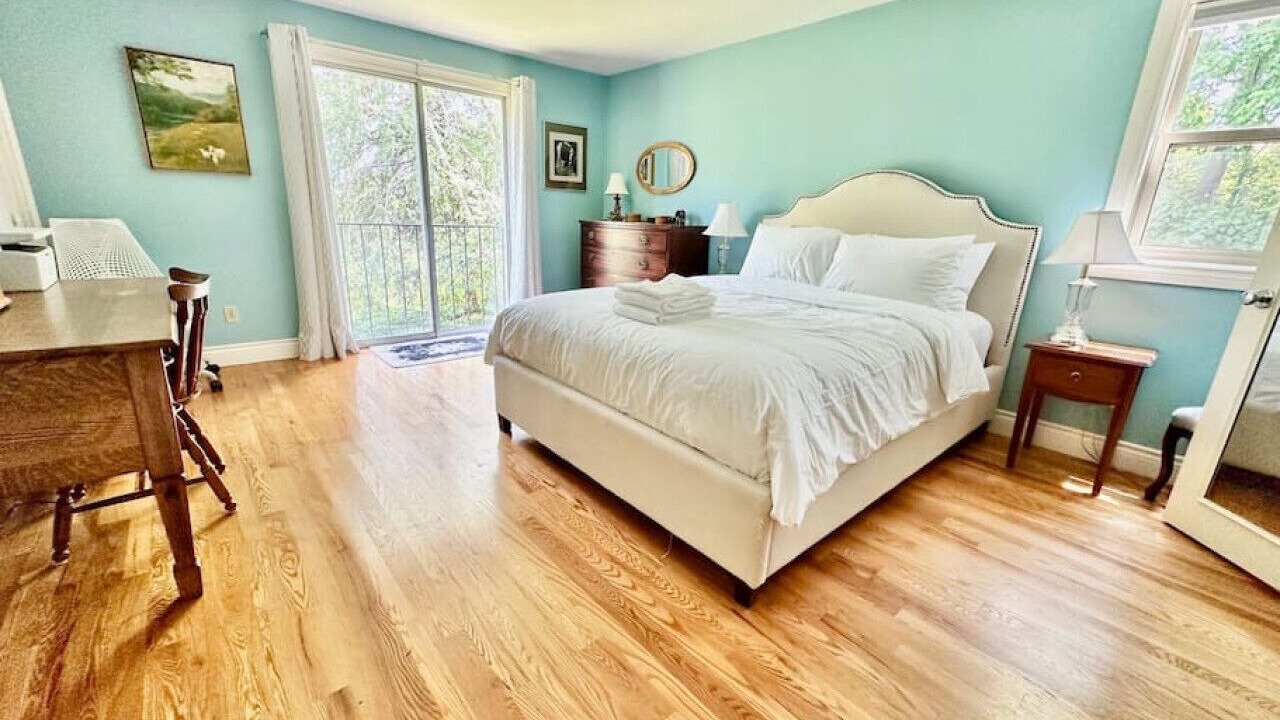 Photo of Bedroom in Meaford