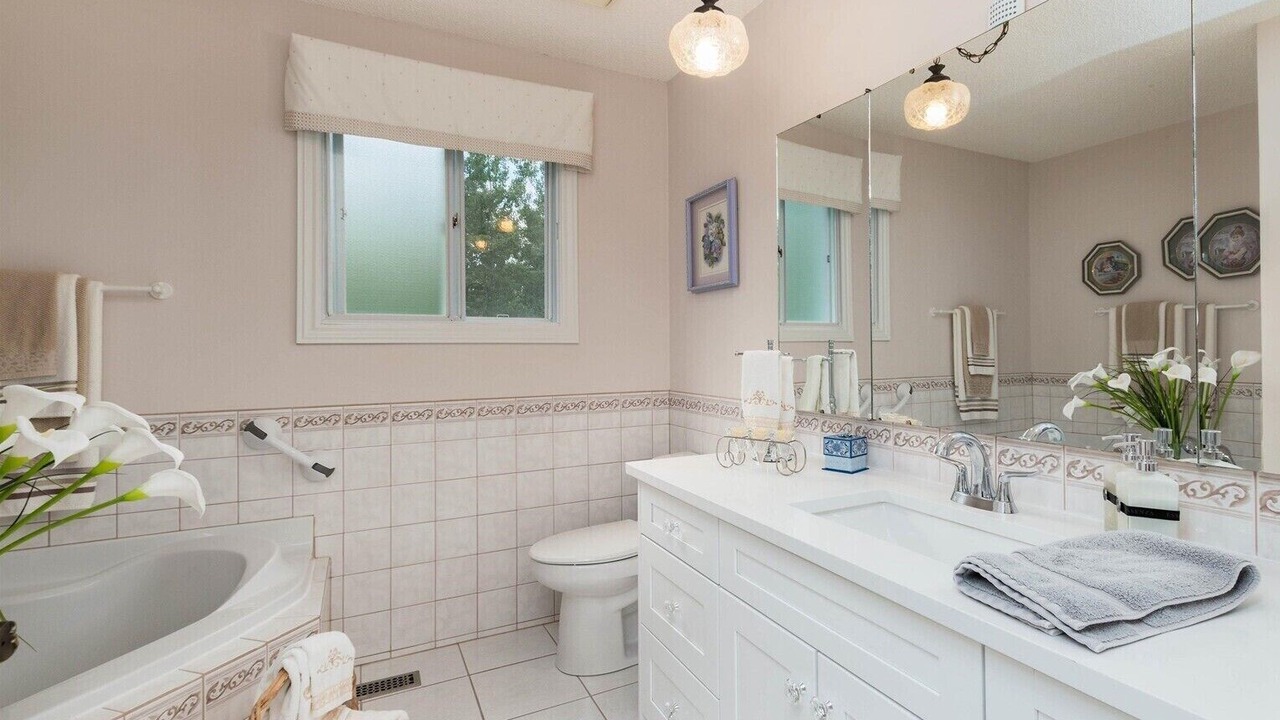 Photo of Bathroom in Sherwood Park