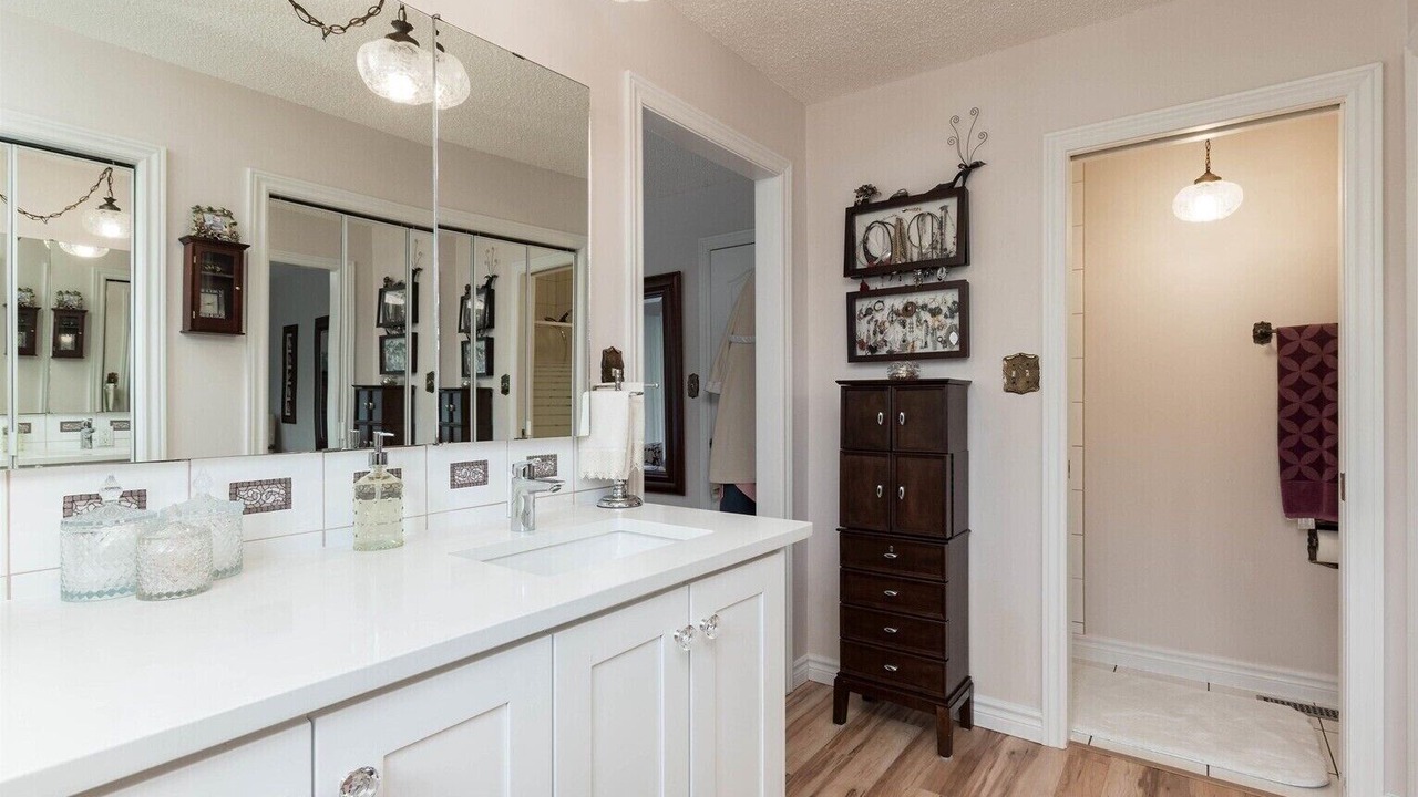 Photo of Bathroom in Sherwood Park