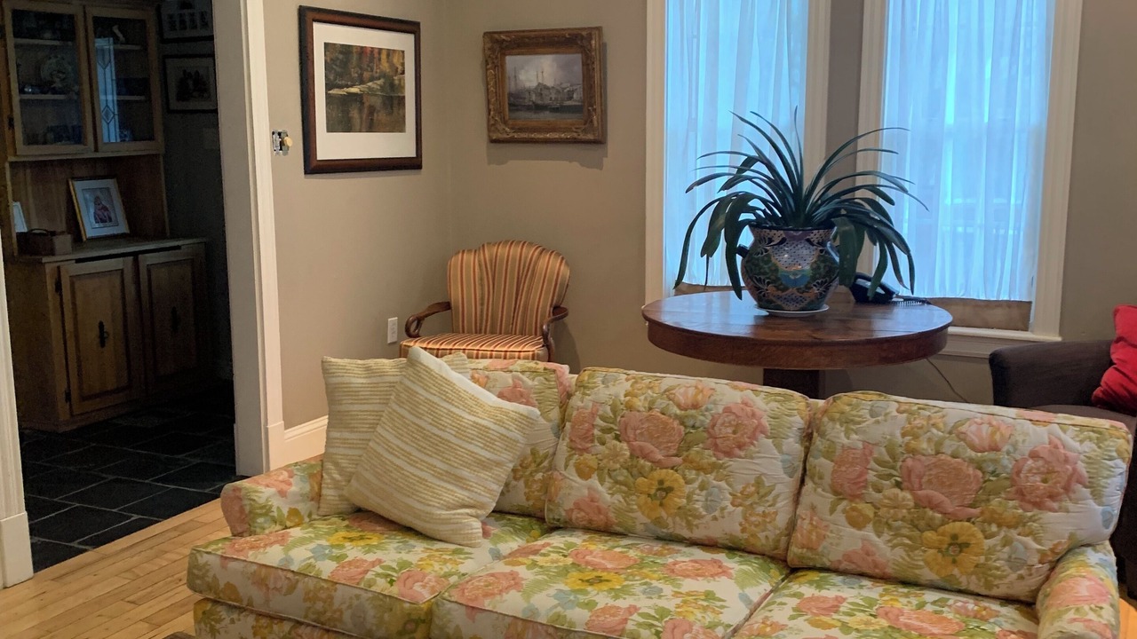 Photo of Livingroom in North End