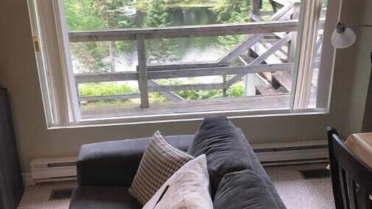 Photo of Livingroom in Hastings Highlands