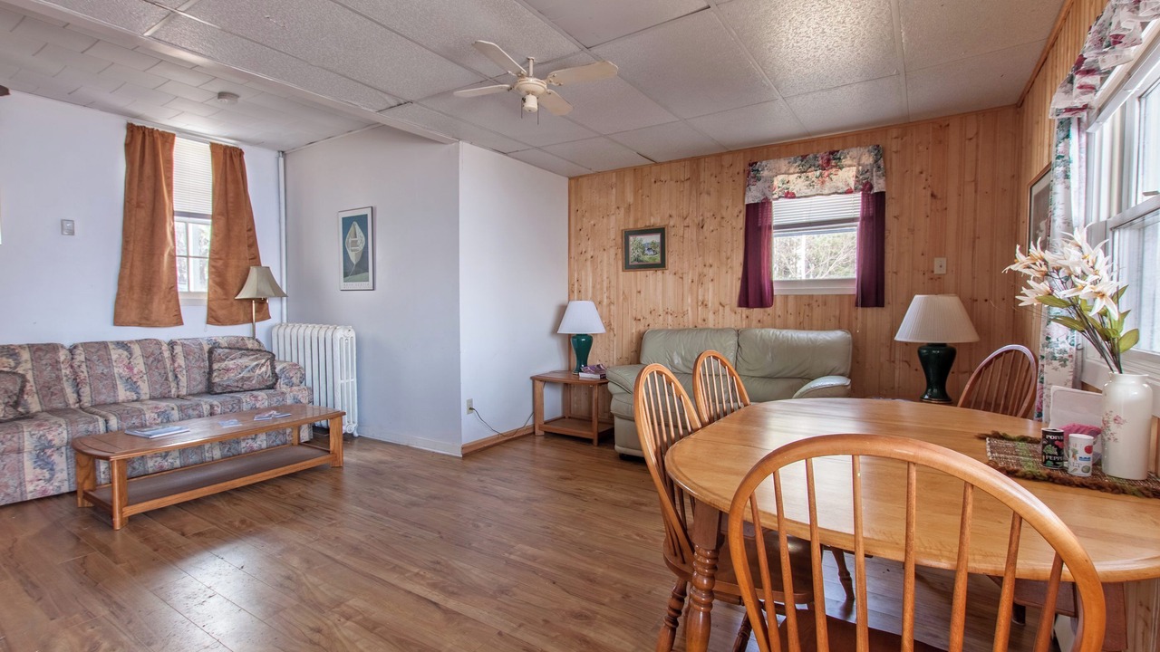 Photo of Livingroom in Cardigan