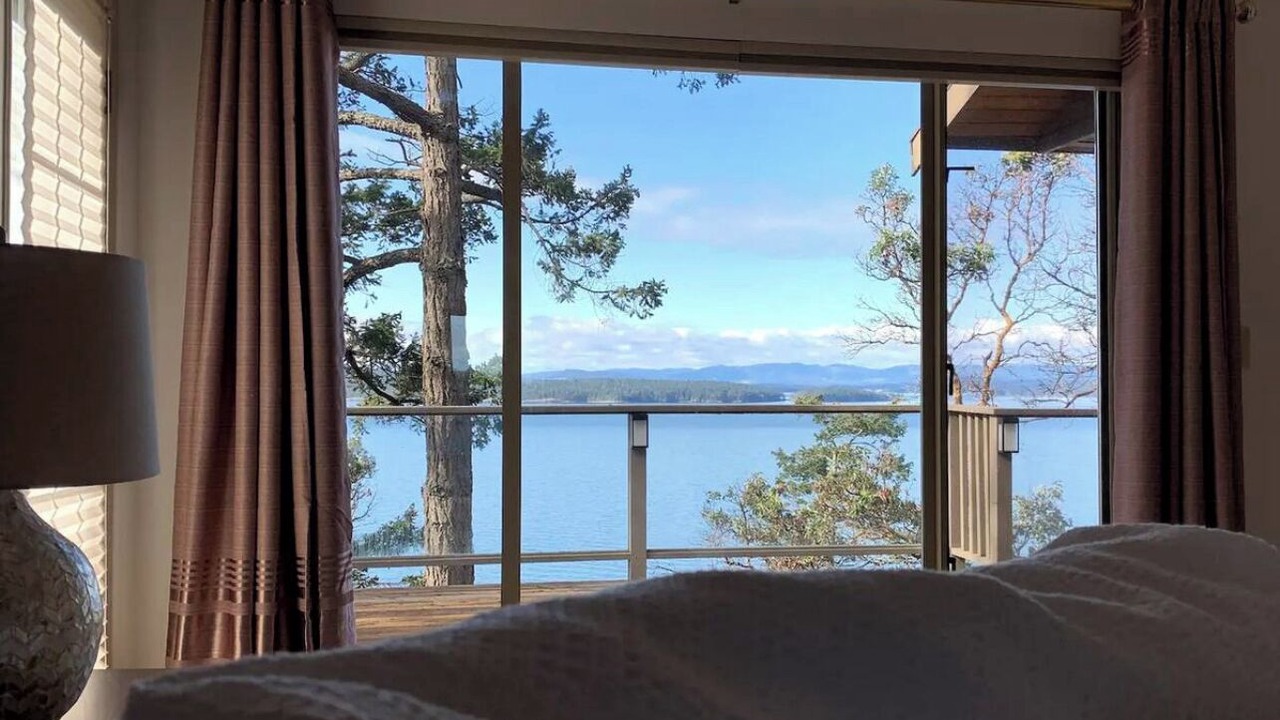 Photo of Bedroom in Pender Island