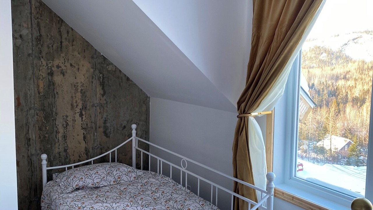 Photo of Bedroom in L'Anse-Saint-Jean