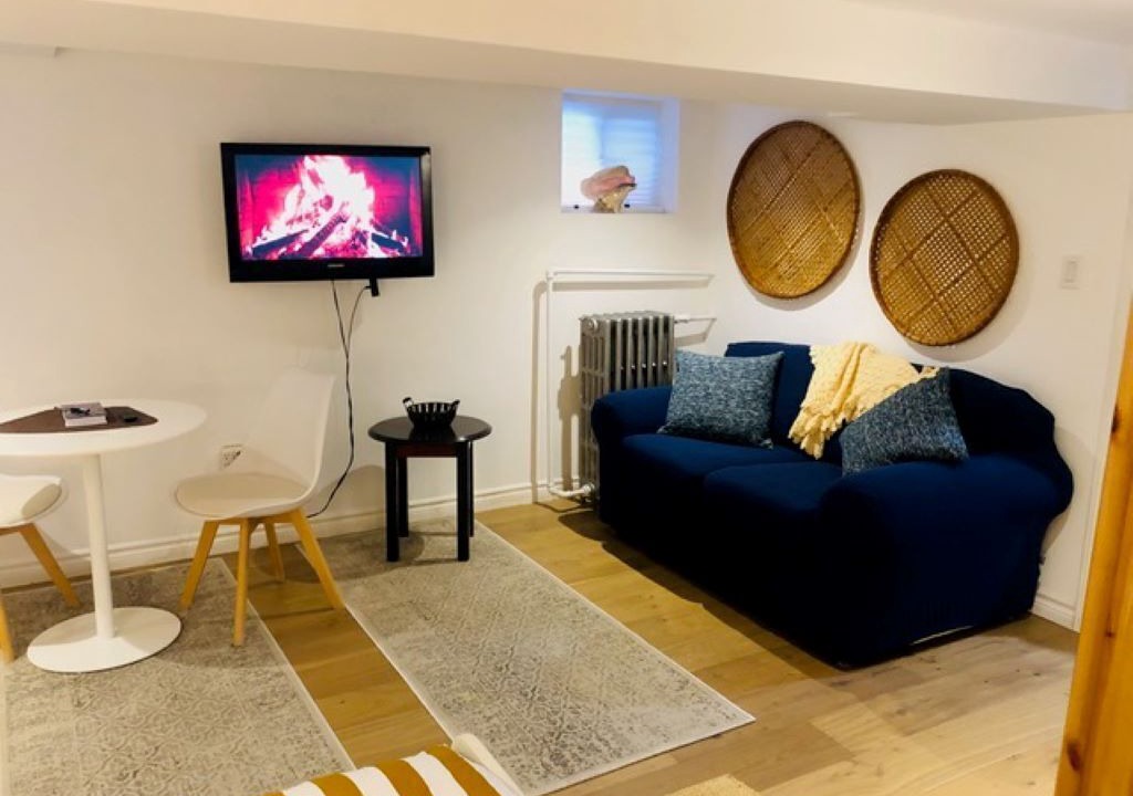 Photo of Livingroom in Oakwood Village