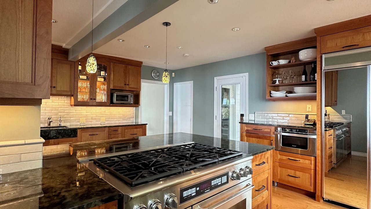 Photo of Kitchen in Halfmoon Bay
