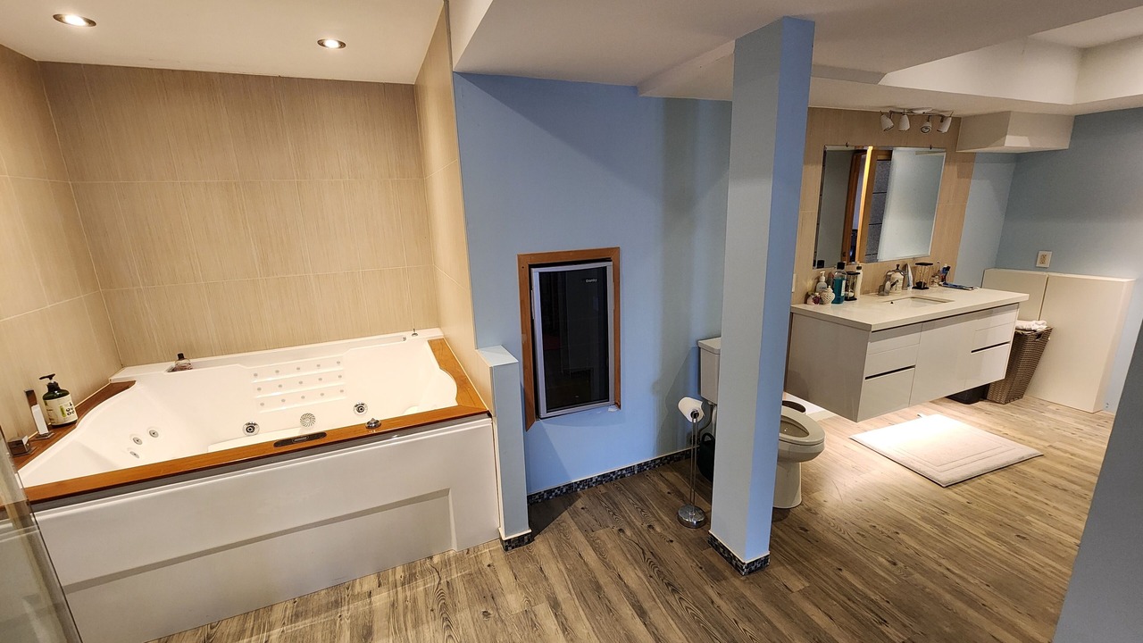 Photo of Bathroom in Whitchurch-Stouffville