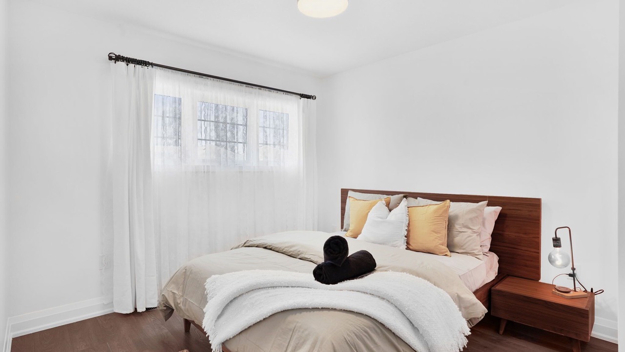Photo of Bedroom in Thorold