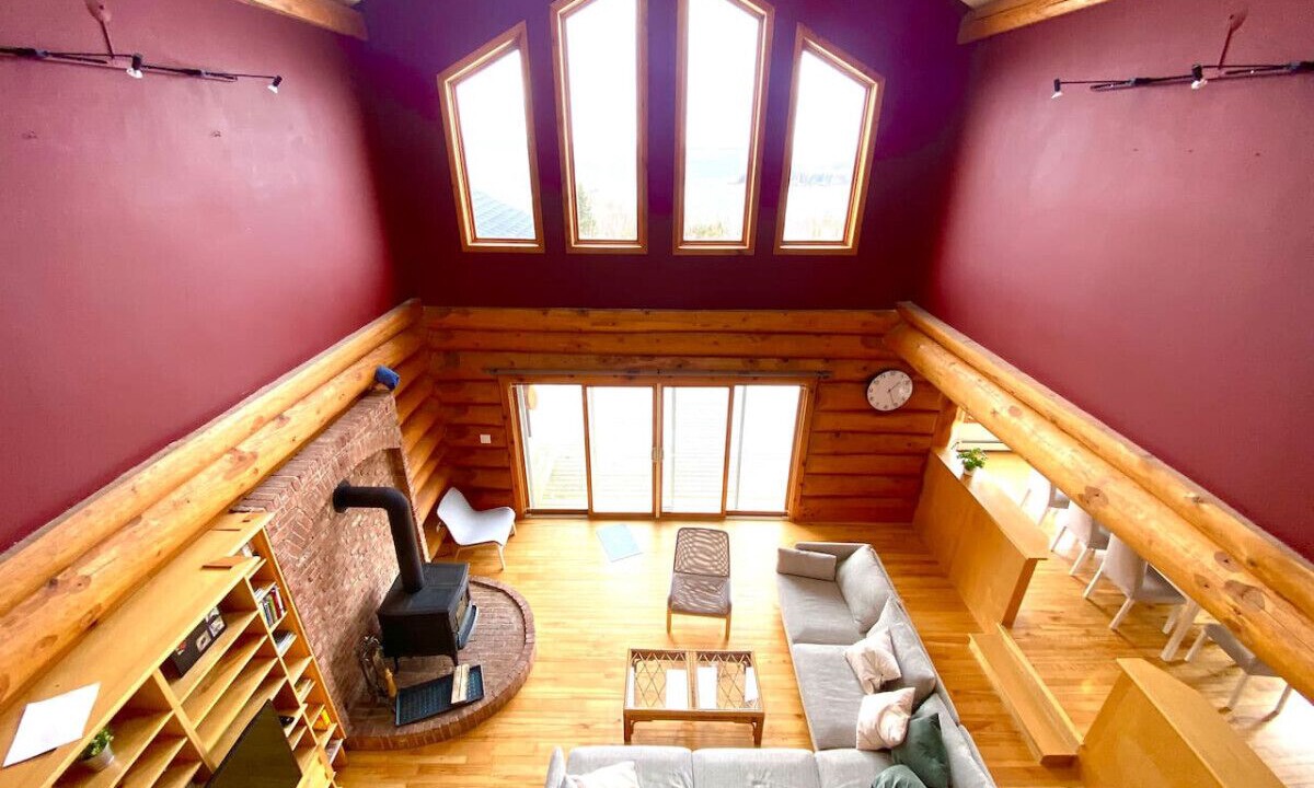 Photo of Livingroom in West Bay