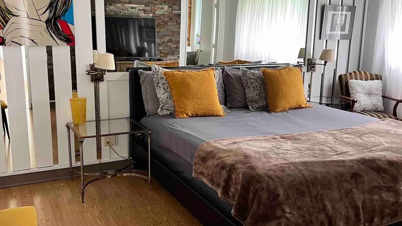 Photo of Bedroom in Prevost