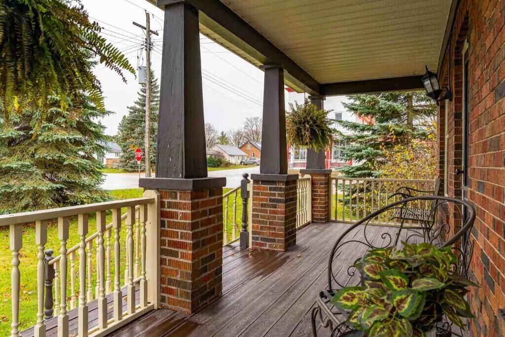 Photo of Patio Balcony in Grey Highlands