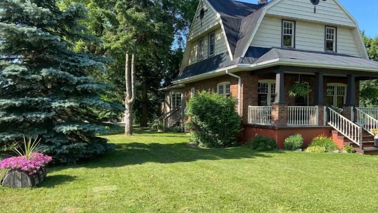 Photo of Outdoor in Grey Highlands
