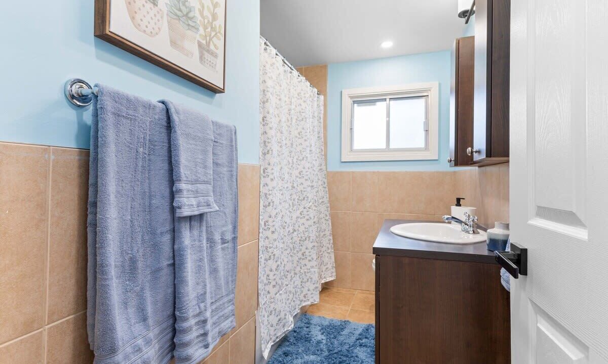Photo of Bathroom in Montreal