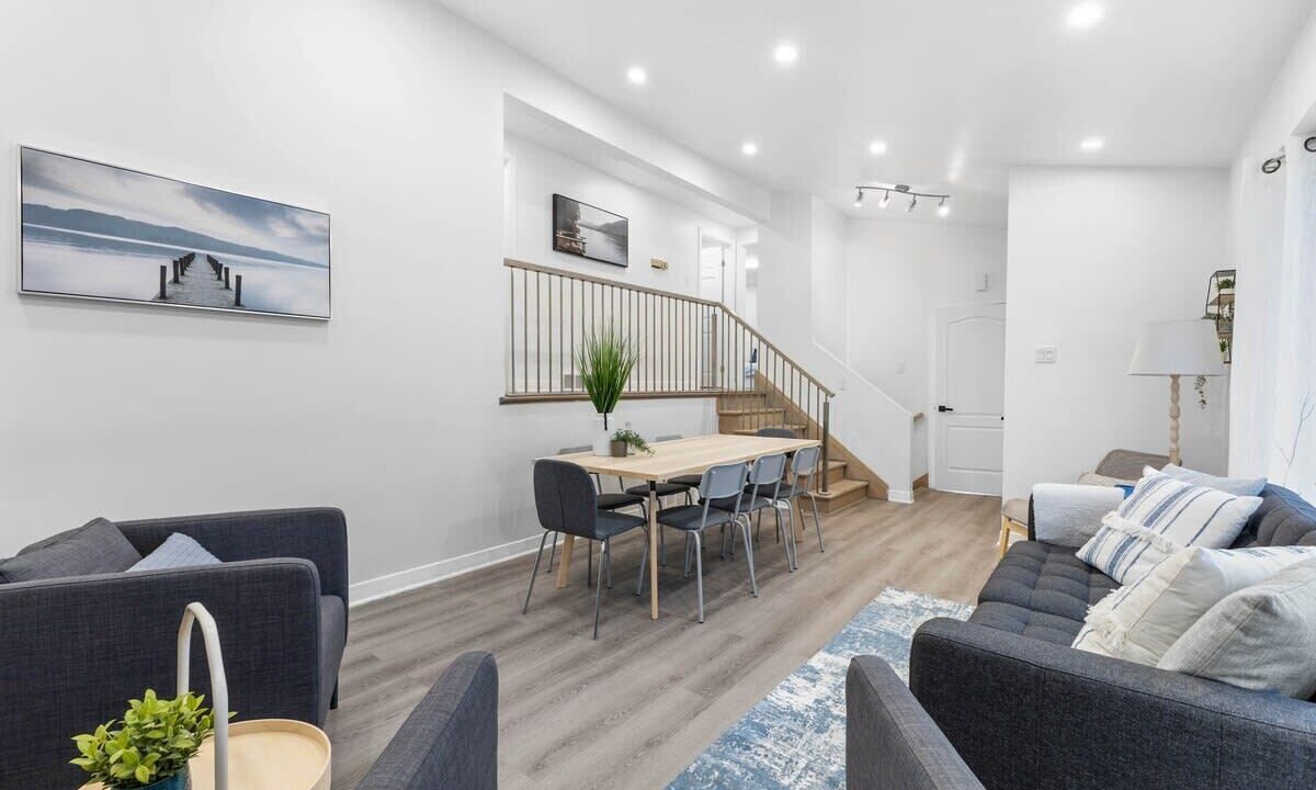 Photo of Livingroom in Montreal