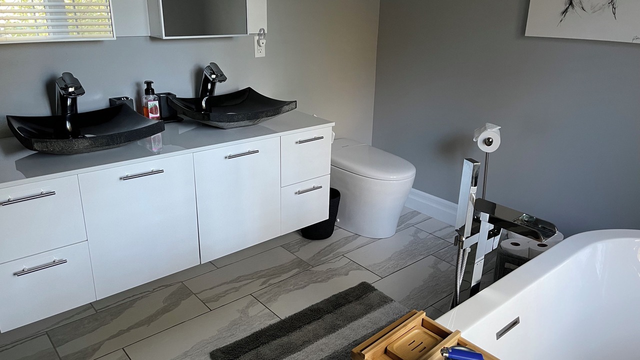 Photo of Bathroom in West Lake