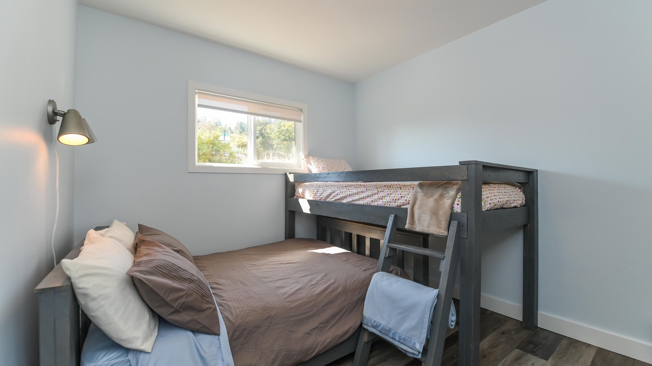 Photo of Bedroom in Union Bay