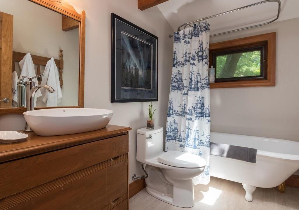 Photo of Bathroom in Tay Valley
