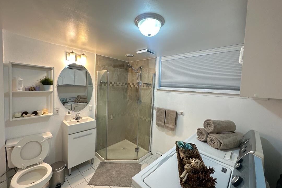 Photo of Bedroom in Pierrefonds-Roxboro