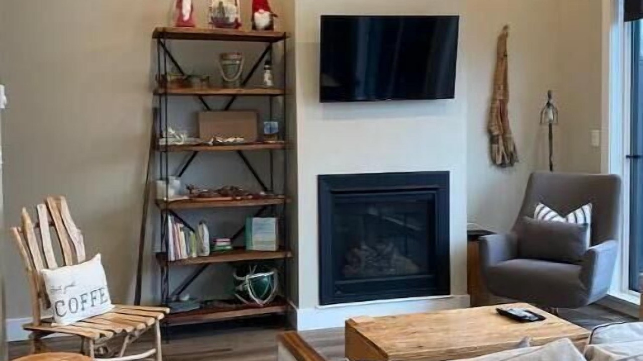 Photo of Livingroom in Port Renfrew