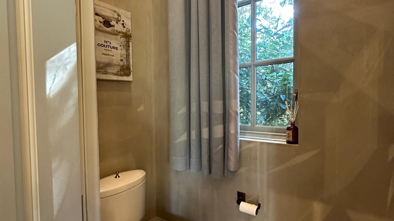 Photo of Bedroom in Kerrisdale