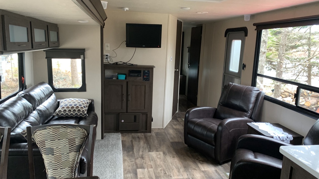 Photo of Livingroom in Clare