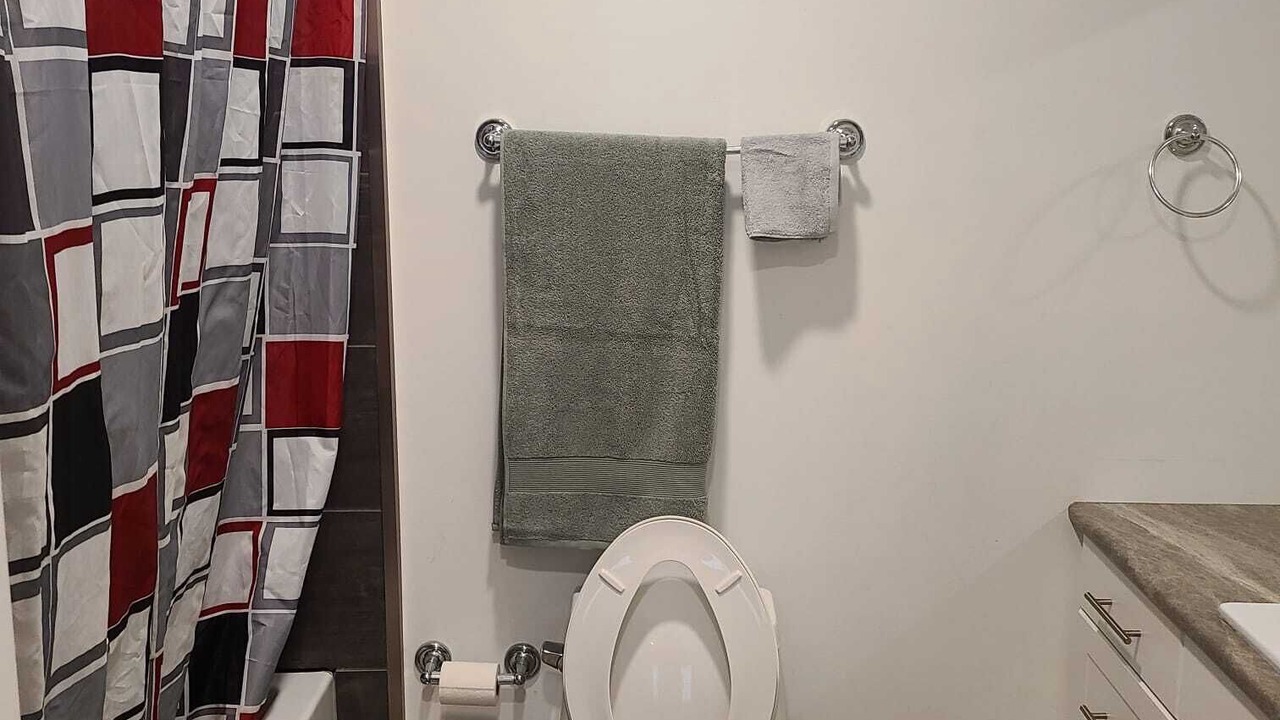 Photo of Bathroom in East Kildonan