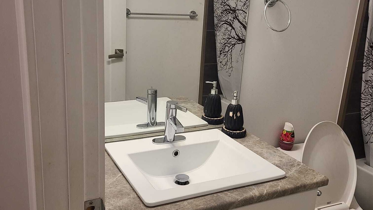 Photo of Bathroom in East Kildonan