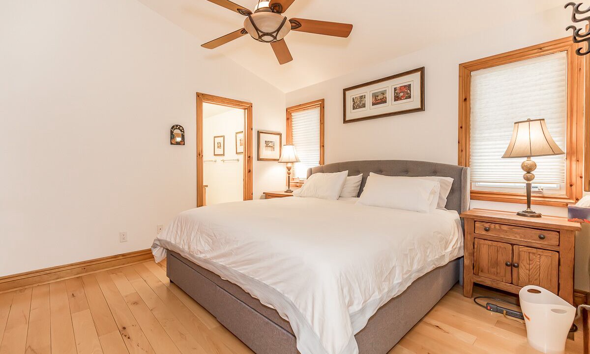 Photo of Bedroom in Craigleith