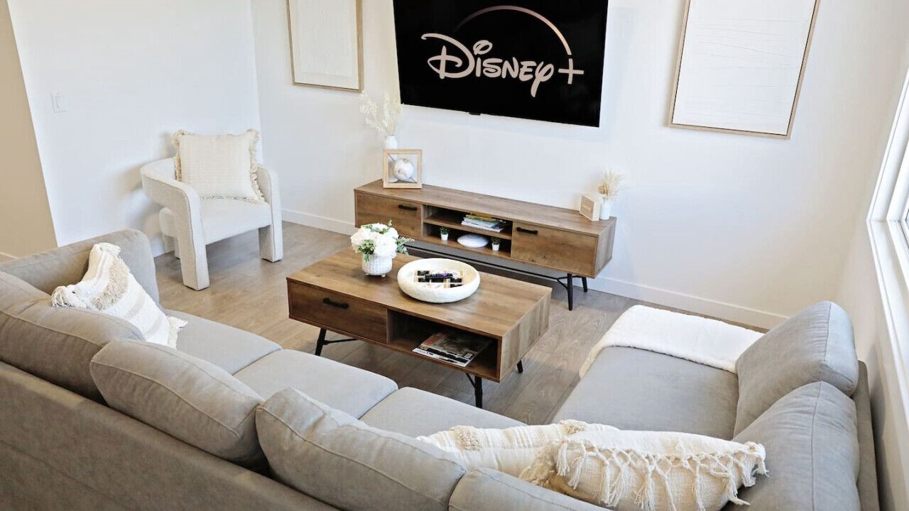 Photo of Livingroom in Northwest Edmonton