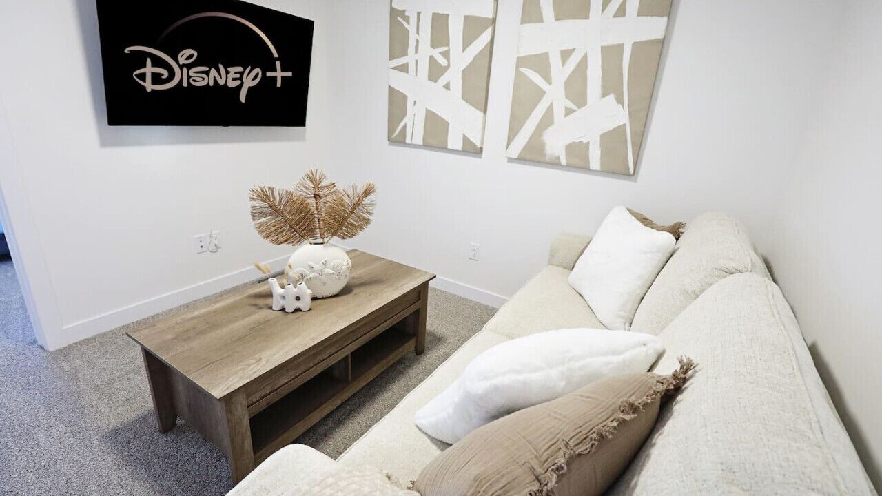 Photo of Livingroom in Northwest Edmonton