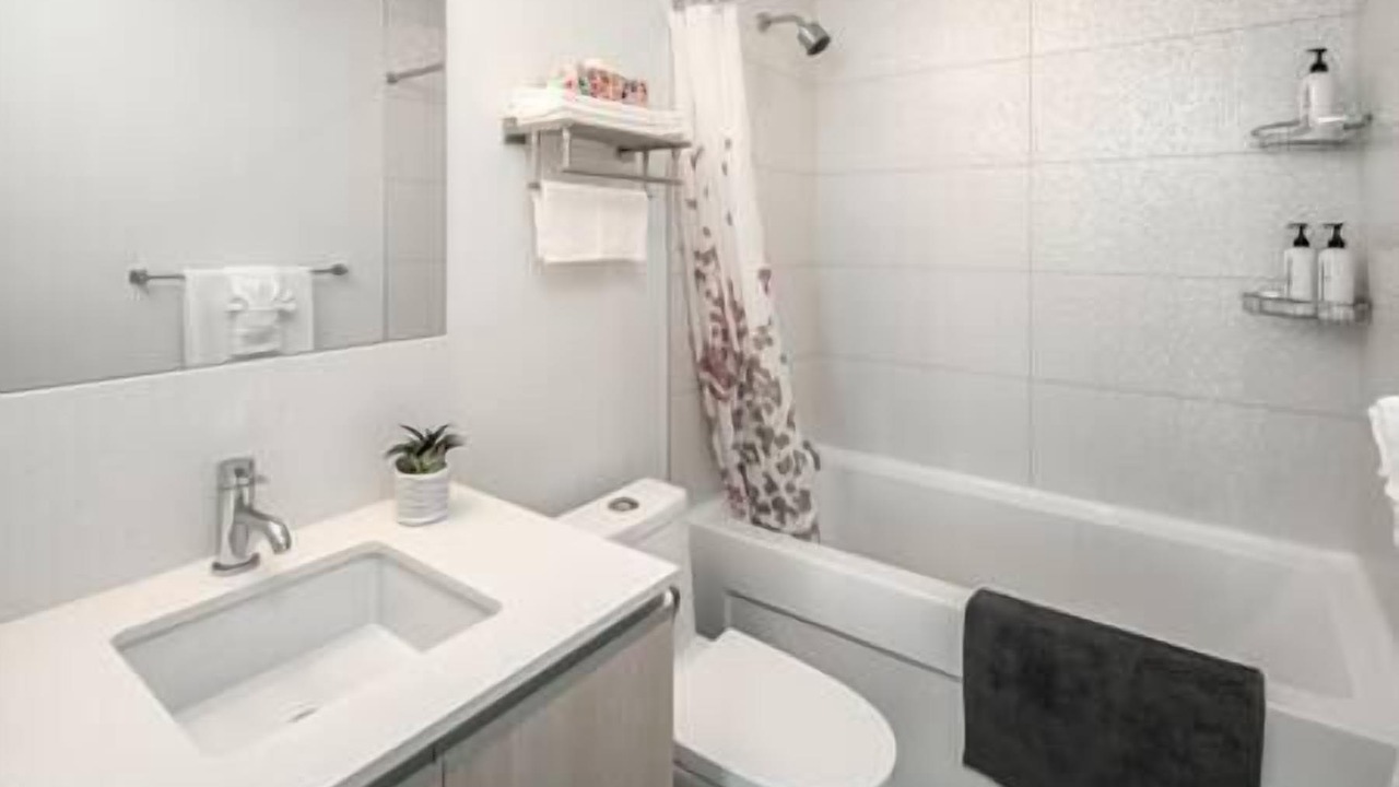 Photo of Bathroom in Victoria Park