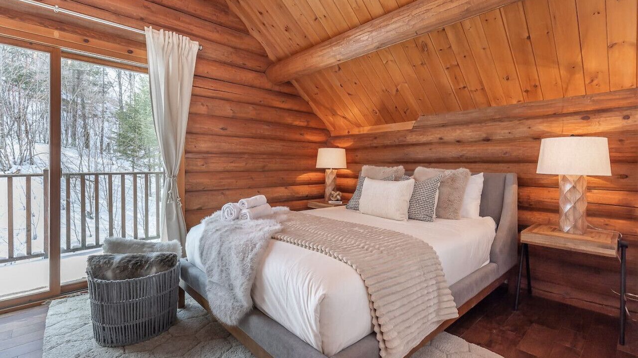 Photo of Bedroom in Saint-Faustin-Lac-Carre