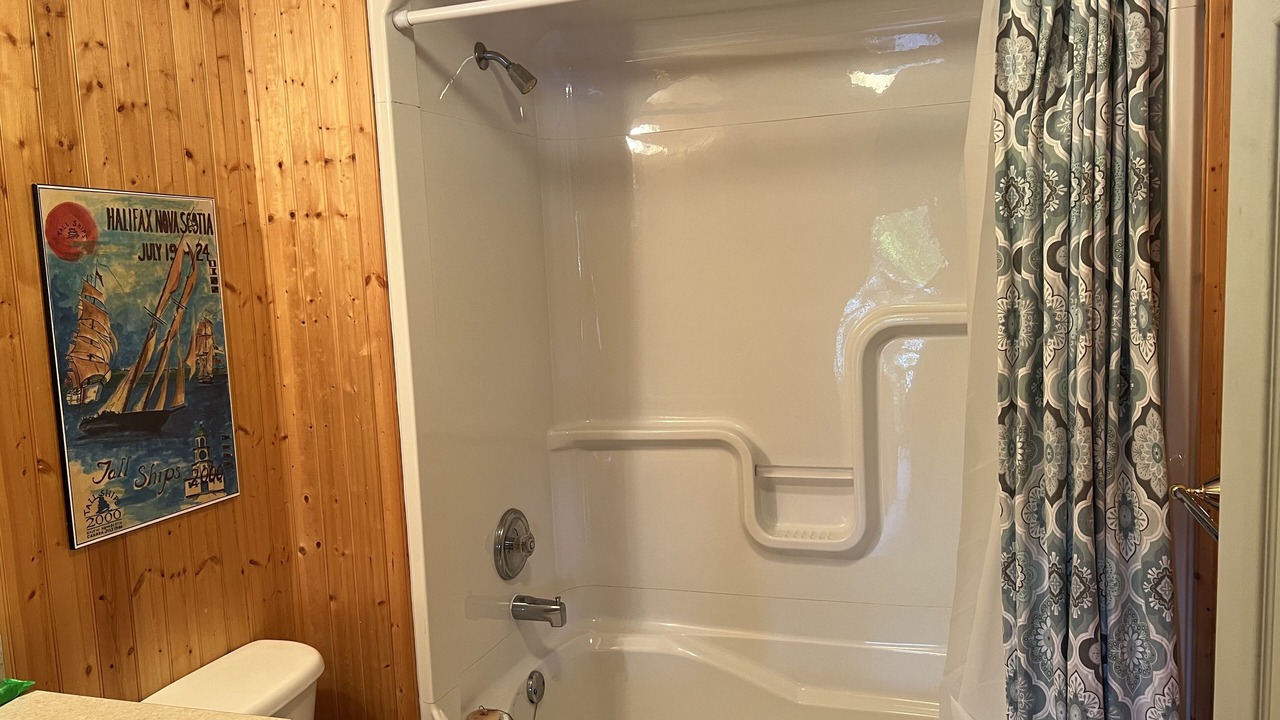 Photo of Bathroom in Catchacoma